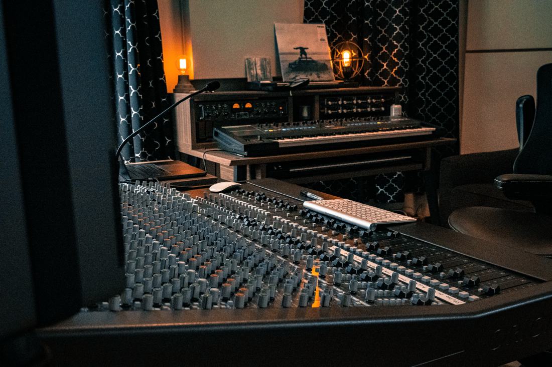 Console and outboard gear in the control room